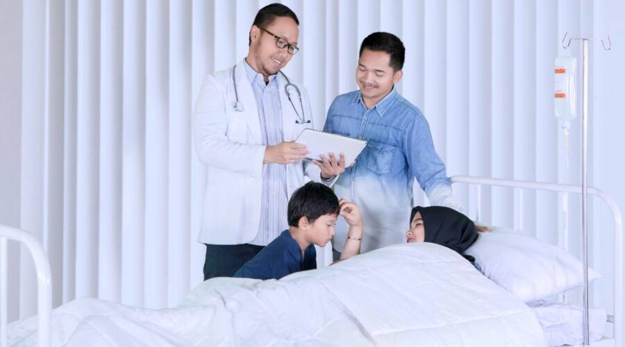 A gynaecologist doctor is visiting a patient with her family. (illustration)